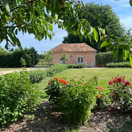 Dans Parc Du Chateau D Dom wakacyjny Émalleville