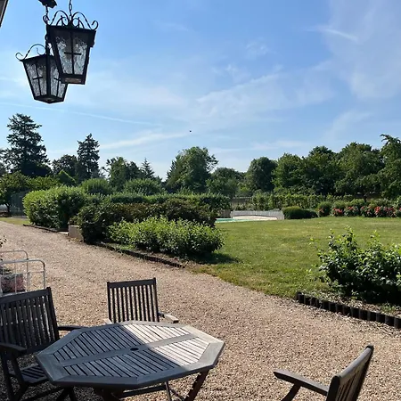 Dans Parc Du Chateau D Dom wakacyjny
